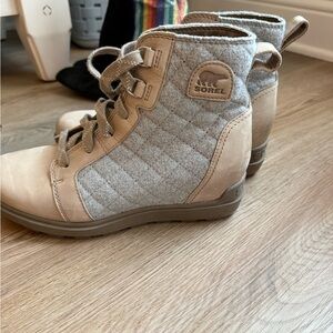 Sorel Quilted Lace-Up Ankle Boots in Taupe and Gray